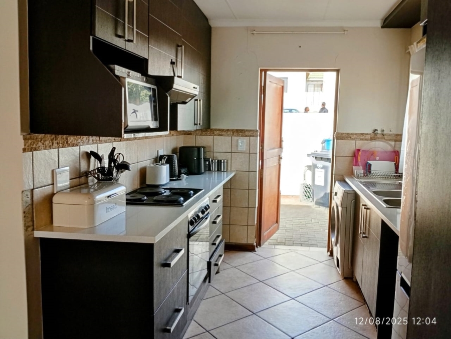 3 Bedroom Property for Sale in Hillside Free State